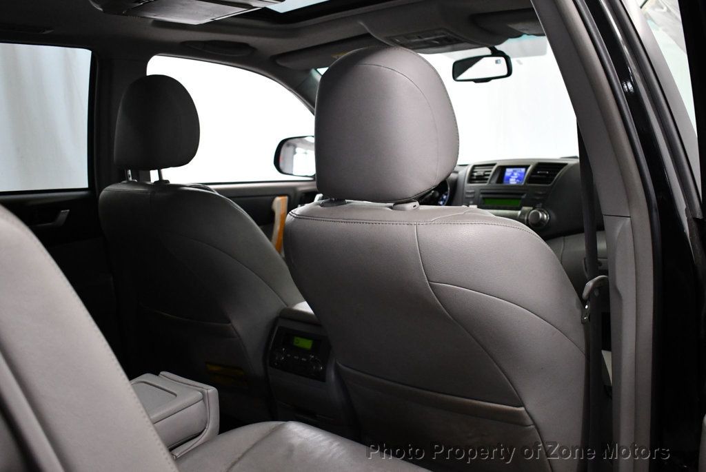 2009 Toyota Highlander Hybrid Limited photo 16