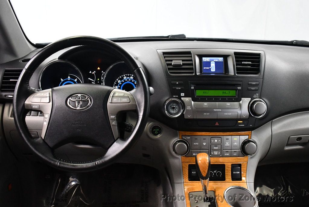 2009 Toyota Highlander Hybrid Limited photo 25