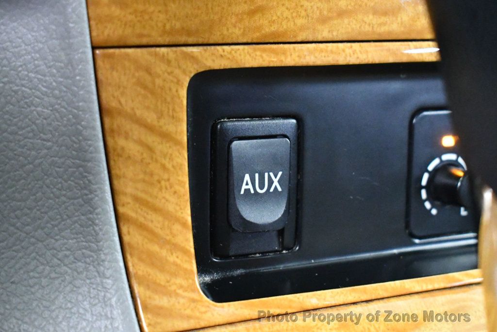 2009 Toyota Highlander Hybrid Limited photo 35
