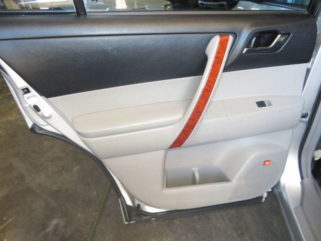2009 Toyota Highlander LIMITED LEATHER 3RD ROW SEAT HIGLANDER 33 SERVICE RECORDS  - 23097214 - 21