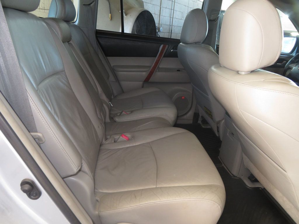 2009 Toyota Highlander LIMITED LEATHER 3RD ROW SEAT HIGLANDER 33 SERVICE RECORDS  - 23097214 - 28