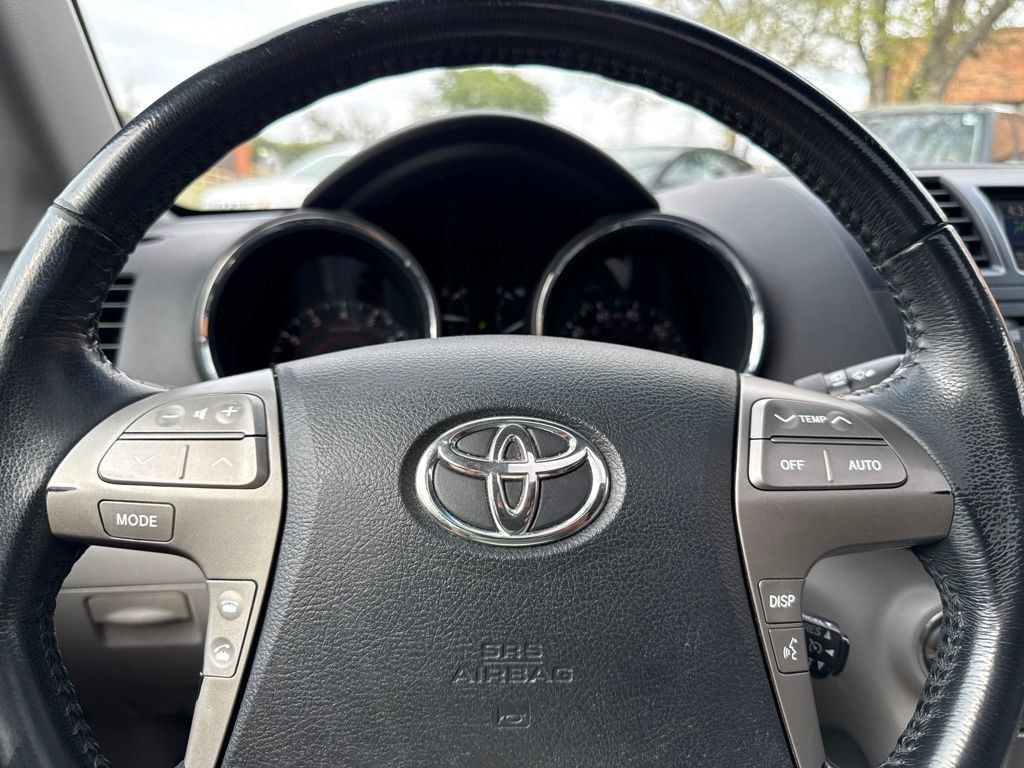 2009 Toyota Highlander Sport - 23058510 - 9