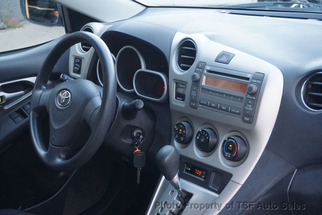 2009 Toyota Matrix 5dr Wagon Automatic FWD 1-OWNER CLEAN CARFAX LOW MILES  - 23098708 - 15