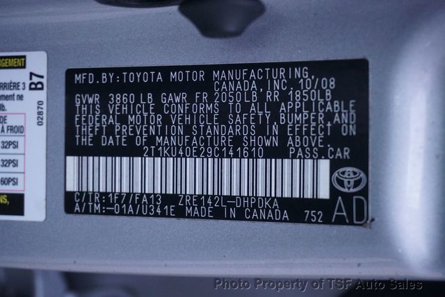 2009 Toyota Matrix 5dr Wagon Automatic FWD 1-OWNER CLEAN CARFAX LOW MILES  - 23098708 - 25