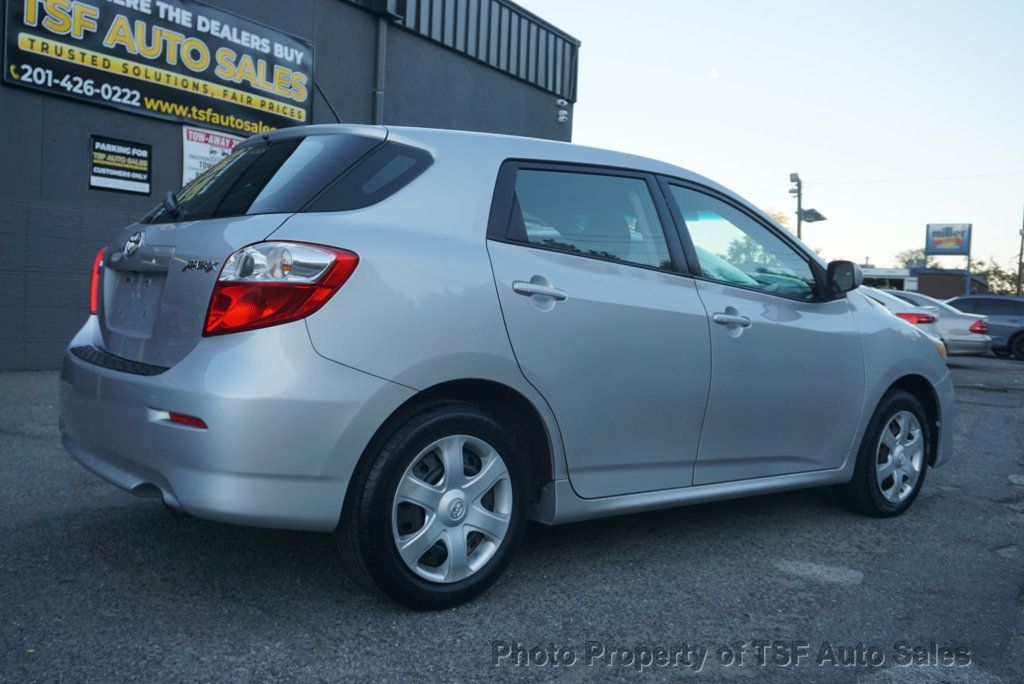 2009 Toyota Matrix 5dr Wagon Automatic FWD 1-OWNER CLEAN CARFAX LOW MILES  - 23098708 - 6
