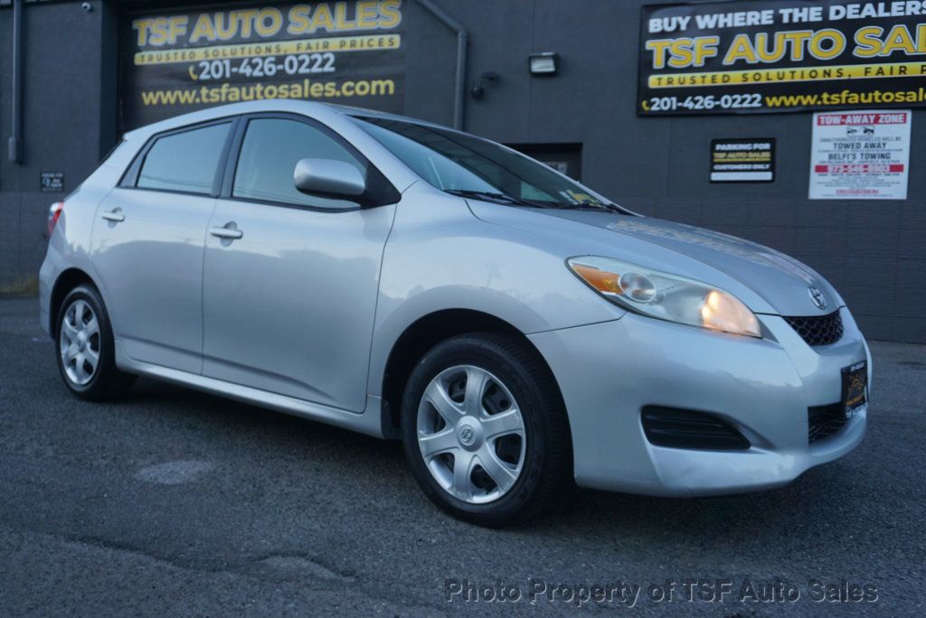 2009 Toyota Matrix 5dr Wagon Automatic FWD 1-OWNER CLEAN CARFAX LOW MILES  - 23098708 - 8