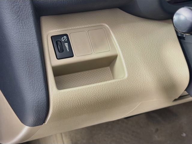 2009 Toyota RAV4 4WD 4dr 4-cyl 4-Speed Automatic - 23073466 - 9