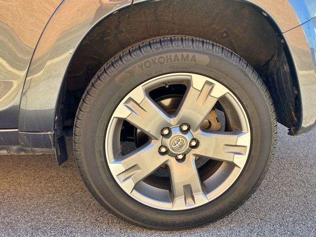 2009 Toyota RAV4 4WD 4dr V6 5-Speed Automatic Sport - 23019000 - 17