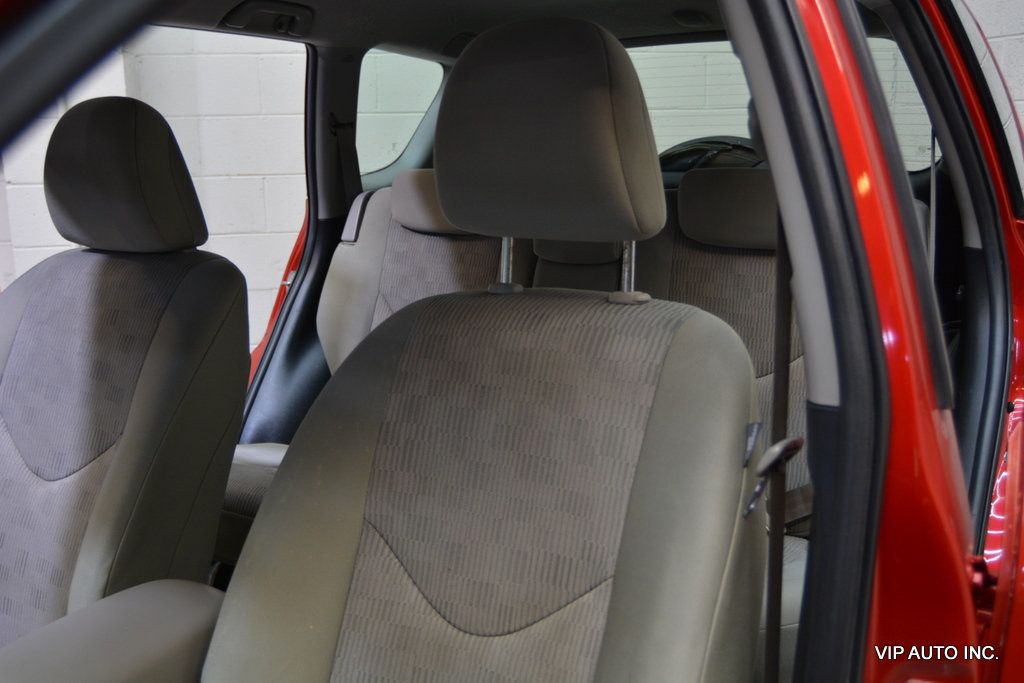 2009 Toyota RAV4 FWD 4dr 4-cyl 4-Speed Automatic - 22927490 - 12