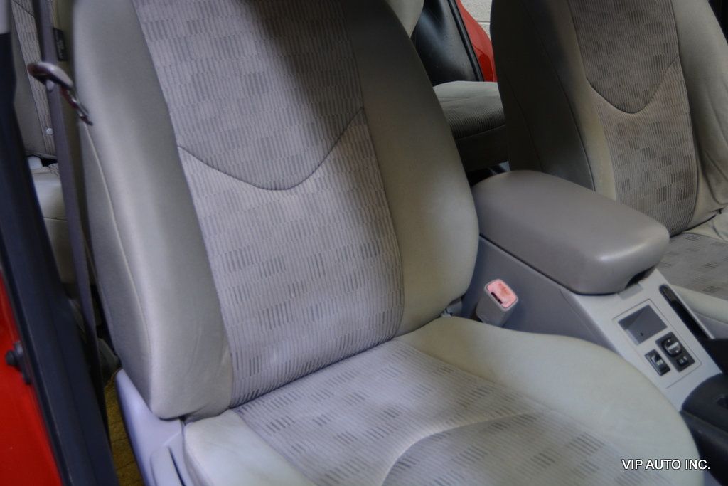 2009 Toyota RAV4 FWD 4dr 4-cyl 4-Speed Automatic - 22927490 - 15