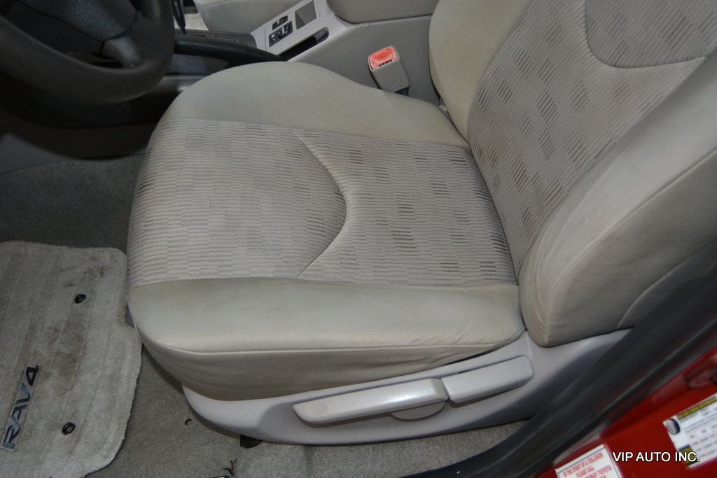 2009 Toyota RAV4 FWD 4dr 4-cyl 4-Speed Automatic - 22927490 - 16