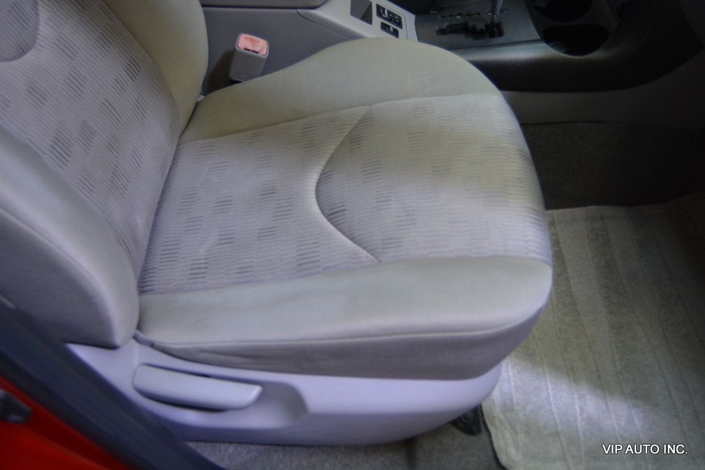 2009 Toyota RAV4 FWD 4dr 4-cyl 4-Speed Automatic - 22927490 - 17