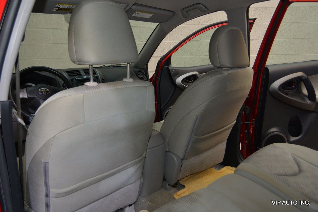 2009 Toyota RAV4 FWD 4dr 4-cyl 4-Speed Automatic - 22927490 - 19
