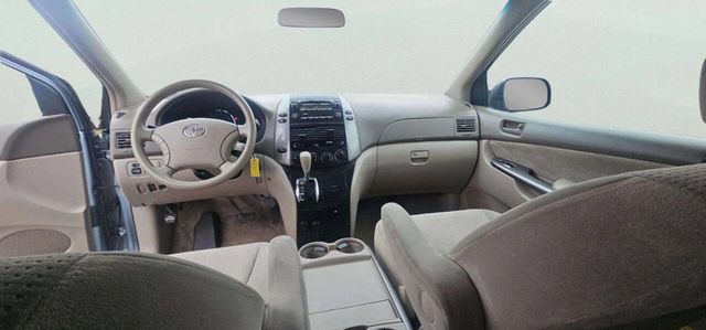 2009 Toyota Sienna 5dr 7-Passenger Van LE AWD - 22997397 - 7