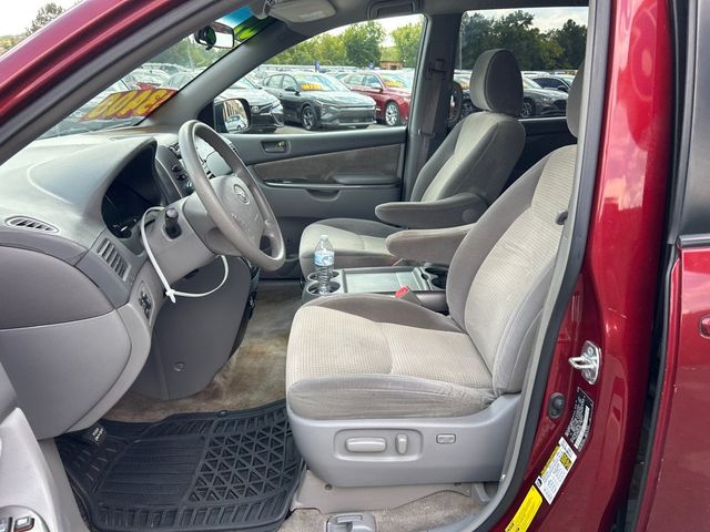 2009 Toyota Sienna LE 8-PASSENGER - 23075353 - 8