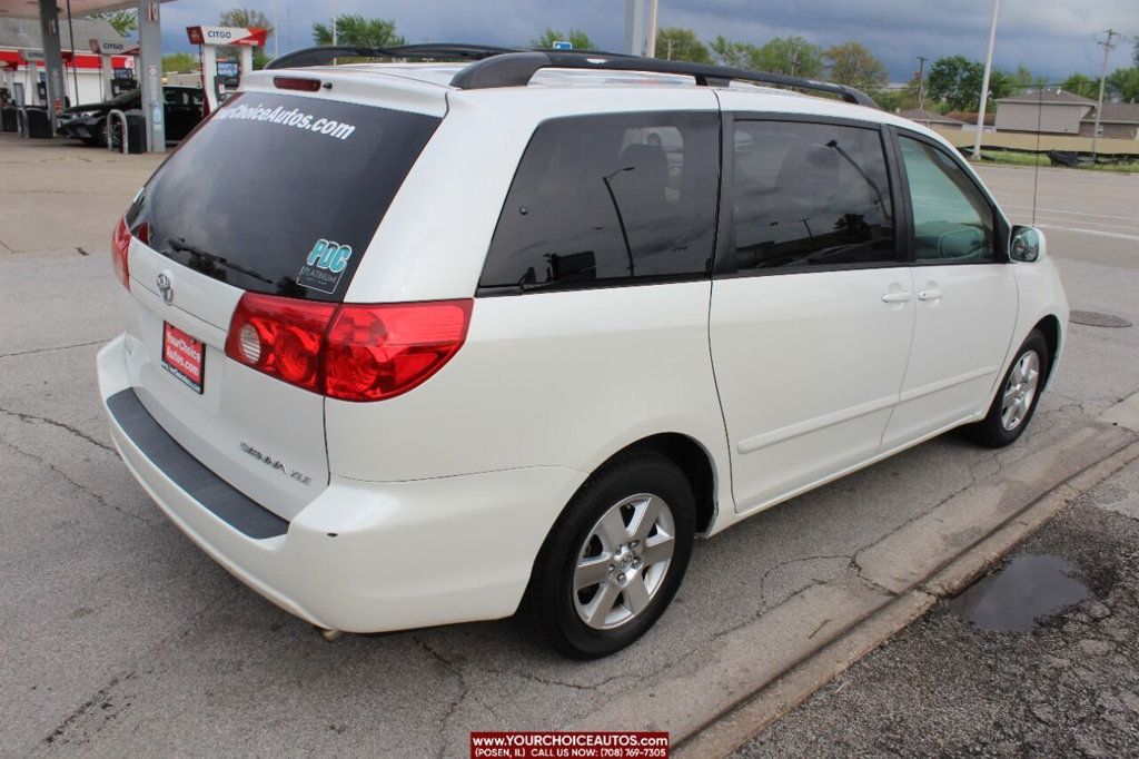 2009 Toyota Sienna XLE 7 Passenger 4dr Mini Van - 22421832 - 6