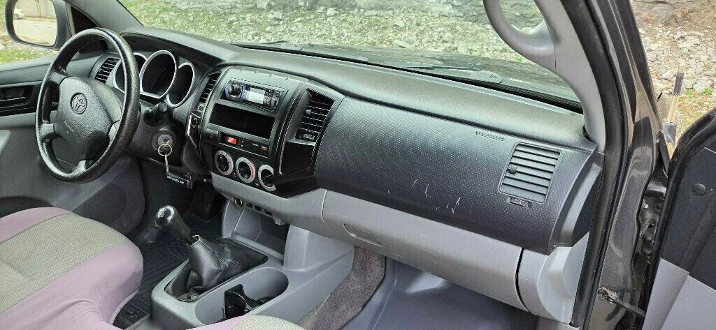 2009 Toyota Tacoma 2WD Reg I4 MT - 22983467 - 15