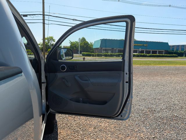 2009 Toyota Tacoma 4WD Reg I4 MT - 23034516 - 11