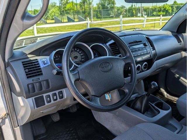 2009 Toyota Tacoma 4WD Reg I4 MT - 23034516 - 16