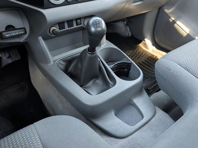 2009 Toyota Tacoma 4WD Reg I4 MT - 23034516 - 17