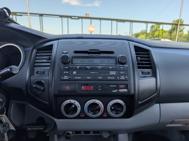 2009 Toyota Tacoma 4WD Reg I4 MT - 23034516 - 21