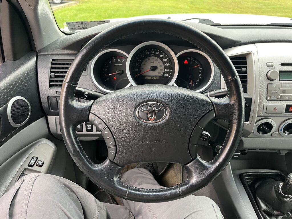 2009 Toyota Tacoma CLEAN CARFAX - 23066484 - 54