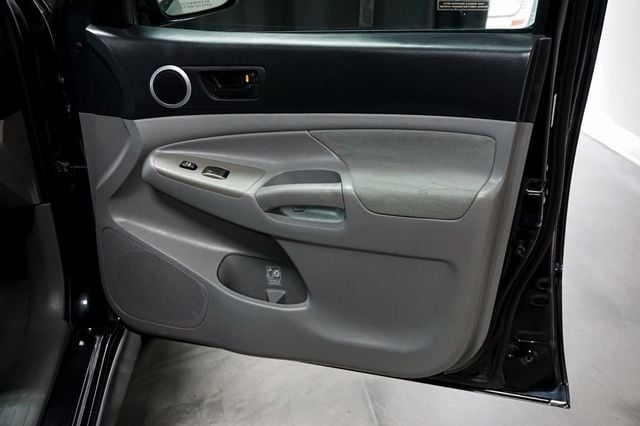 2009 Toyota Tacoma *X-Runner* *6-Speed Manual* *Only 8k Original Miles* - 22828187 - 68