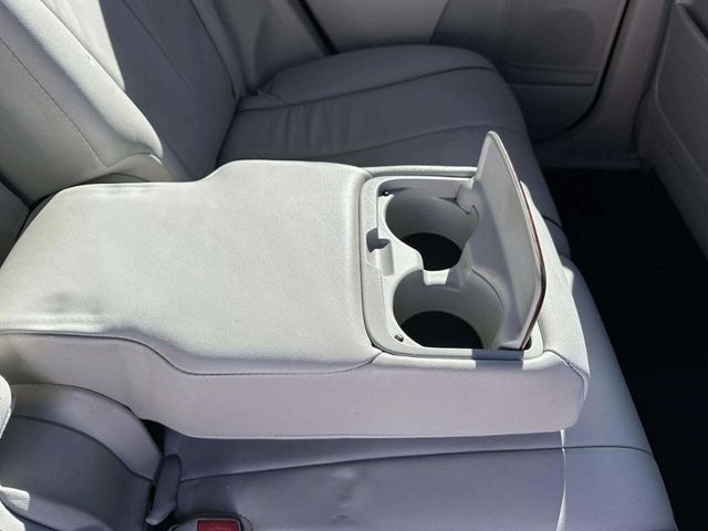 2009 Toyota Venza 4dr Wagon V6 AWD - 22947027 - 25