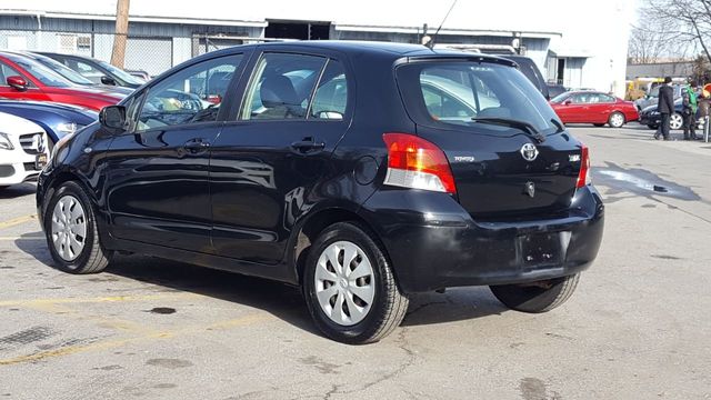 2009 Toyota Yaris Hatchback - 18473986 - 5