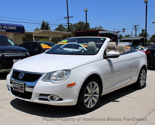 2009 Volkswagen Eos 2dr Convertible DSG Komfort - 23035331 - 1