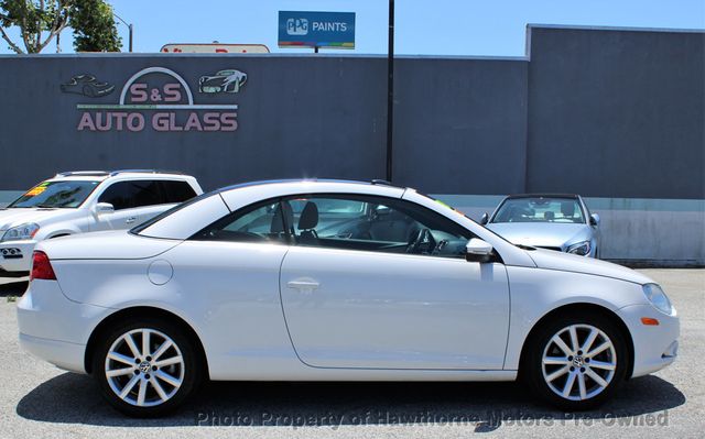 2009 Volkswagen Eos 2dr Convertible DSG Komfort - 23035331 - 20