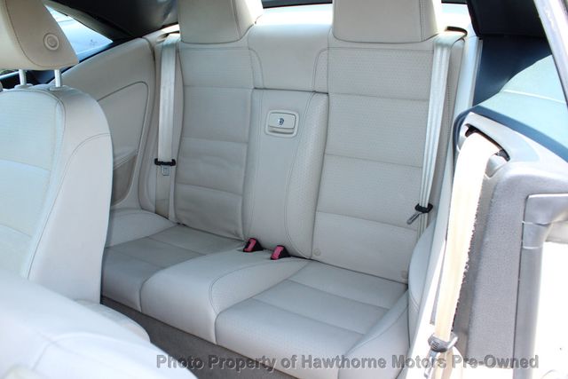 2009 Volkswagen Eos 2dr Convertible DSG Komfort - 23035331 - 8