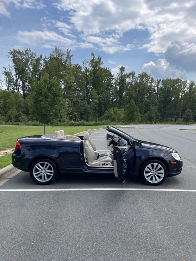 2009 Volkswagen Eos 2dr Convertible DSG Lux - 22557997 - 3