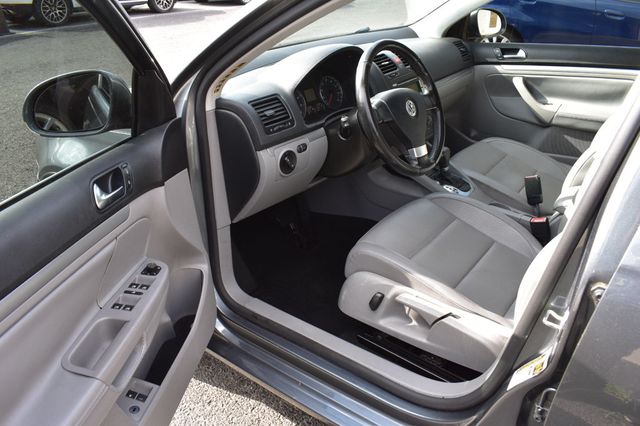 2009 Volkswagen Jetta Sedan 4dr Automatic SE - 23043901 - 13
