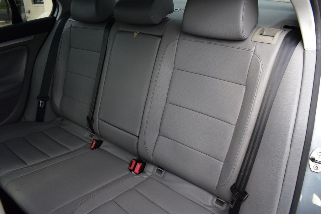 2009 Volkswagen Jetta Sedan 4dr Automatic SE - 23043901 - 20