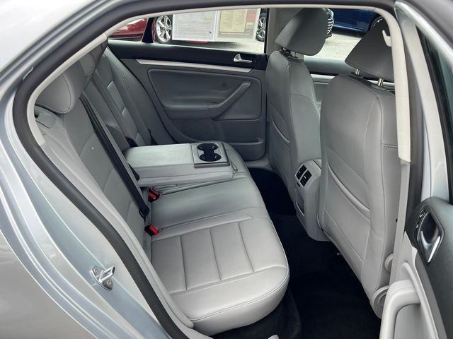 2009 Volkswagen Jetta Sedan 4dr Automatic SE - 23068988 - 16