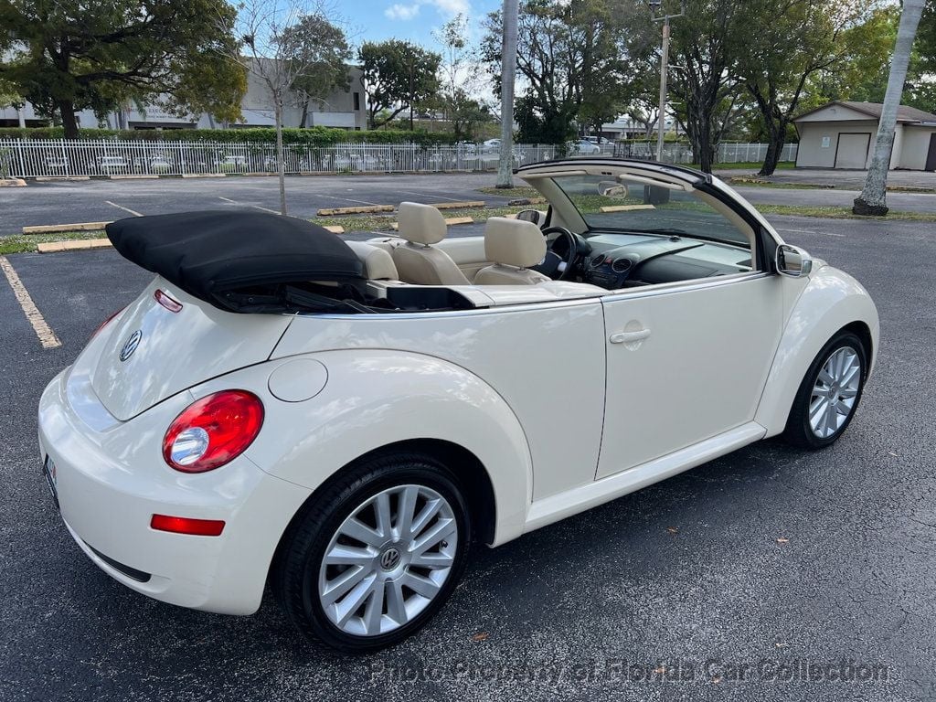 2009 Volkswagen New Beetle Convertible Automatic S PZEV  - 22765428 - 3