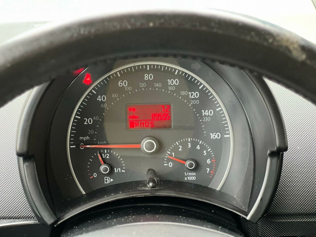 2009 Volkswagen New Beetle Coupe 2dr Automatic S - 23036044 - 13