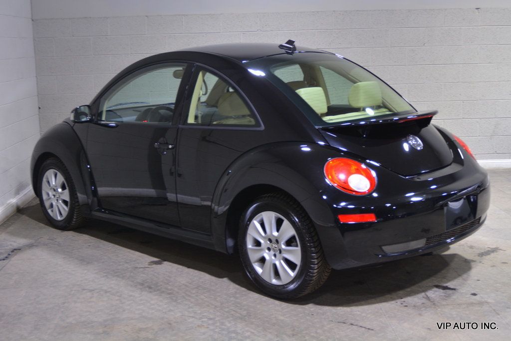 2009 Volkswagen New Beetle Coupe 2dr Automatic S PZEV - 22757173 - 20