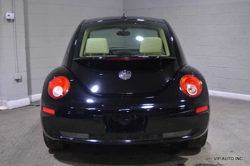 2009 Volkswagen New Beetle Coupe 2dr Automatic S PZEV - 22757173 - 23