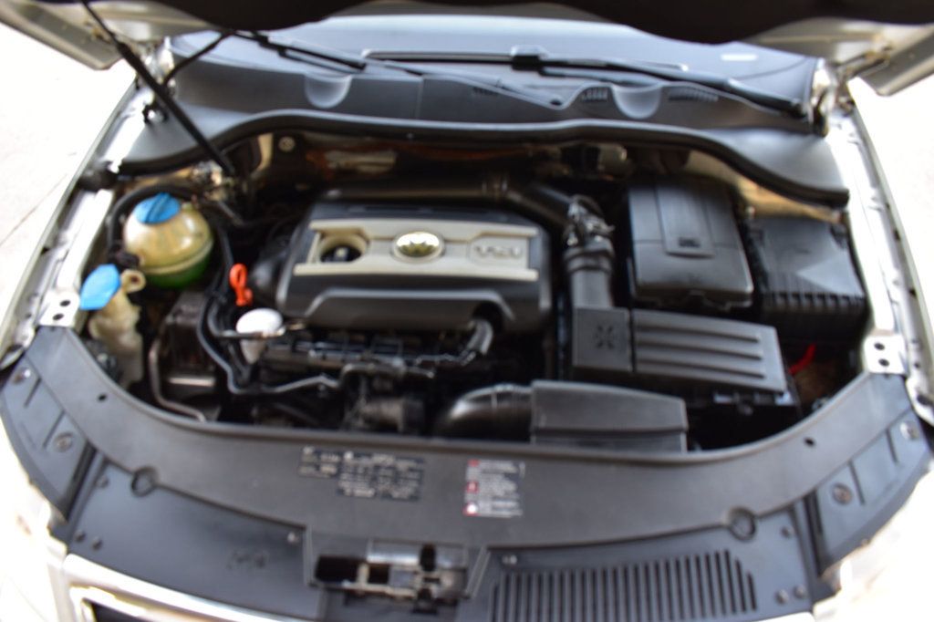 2009 Volkswagen Passat Wagon 4dr Automatic Komfort FWD - 22861059 - 11