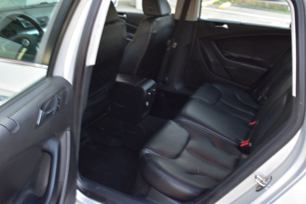 2009 Volkswagen Passat Wagon 4dr Automatic Komfort FWD - 22861059 - 21