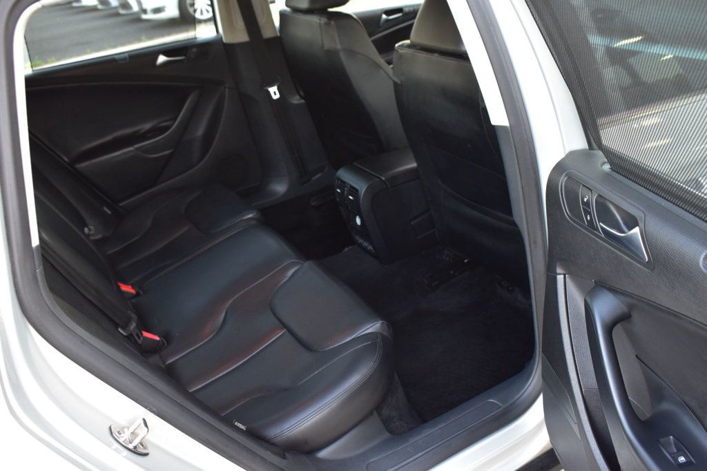 2009 Volkswagen Passat Wagon 4dr Automatic Komfort FWD - 22861059 - 25