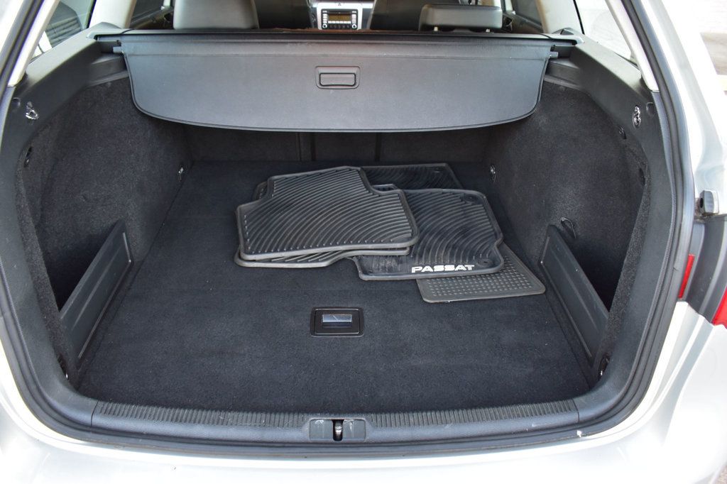 2009 Volkswagen Passat Wagon 4dr Automatic Komfort FWD - 22861059 - 33