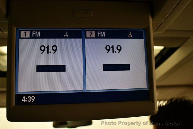 2009 Volkswagen Routan 4dr Wagon SEL Premium - 21820420 - 24