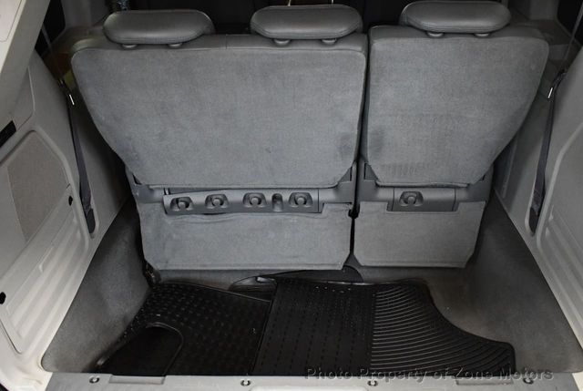 2009 Volkswagen Routan 4dr Wagon SEL Premium - 21820420 - 31