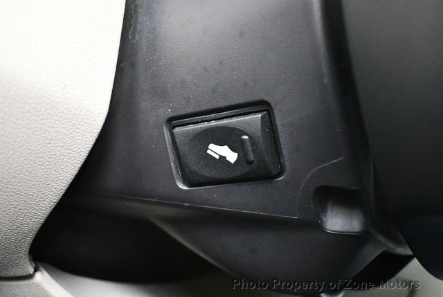 2009 Volkswagen Routan 4dr Wagon SEL Premium - 21820420 - 41