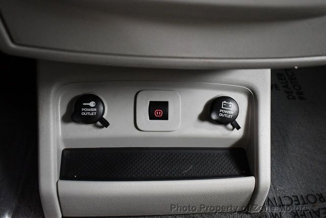 2009 Volkswagen Routan 4dr Wagon SEL Premium - 21820420 - 43