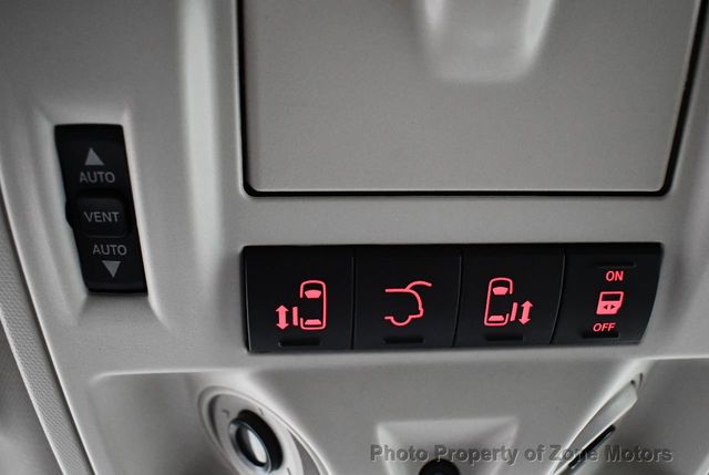 2009 Volkswagen Routan 4dr Wagon SEL Premium - 21820420 - 47