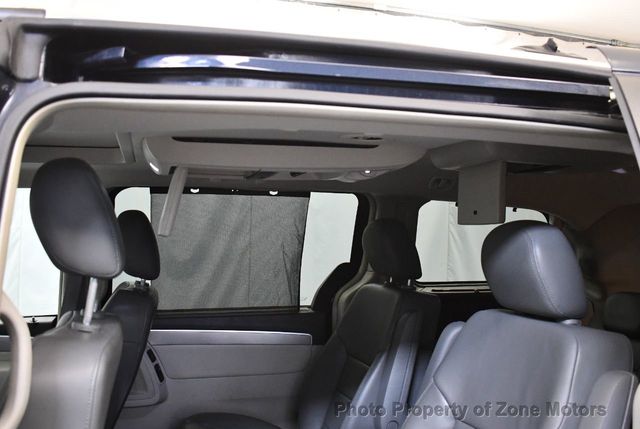 2009 Volkswagen Routan 4dr Wagon SEL Premium - 21820420 - 7